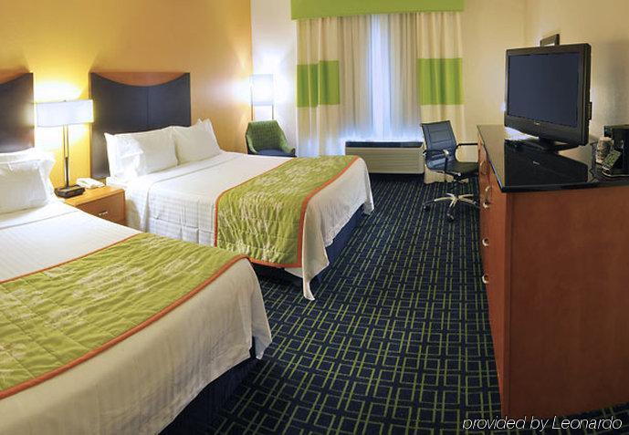 Fairfield Inn&Suites Clarksville Rom bilde